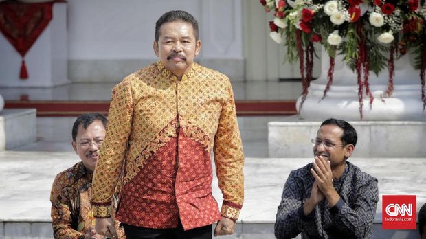 MAKI Sentil Kedekatan Jaksa Agung ST Burhanuddin dengan PDIP