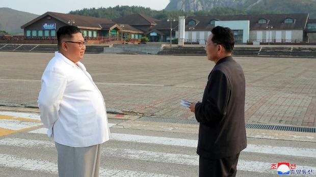 Setelah Resort Korsel, Kim Jong Un Akan Hancurkan Hotel Terapung Pertama