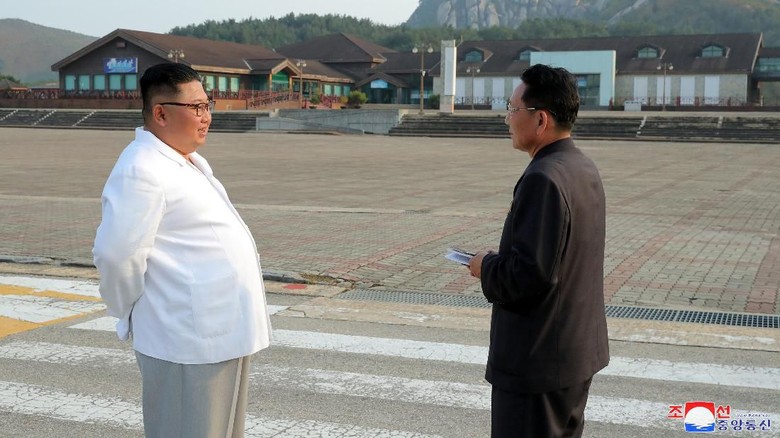 Kim Jong-Un Janji Akan Hancurkan Resor Wisata Korsel di Gunung Korut Kim Jong-Un Janji Akan Hancurkan Resor Wisata Korsel di Gunung Korut
