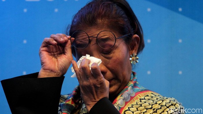 Menteri KKP periode 2019-2024 Edhy Prabowo hadiri acara pisah-sambut di Kementerian Kelautan dan Perikanan. Eks Menteri KKP Susi Pudjiastuti turut hadir di sana