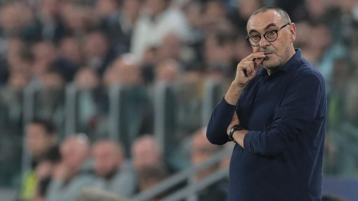 Tottenham Hotspur dikabarkan menyiapkan Maurizio Sarri untuk musim depan. (Foto: Emilio Andreoli/Getty Images)