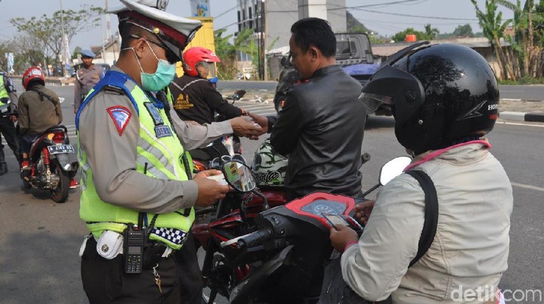 Baru Sehari Operasi Zebra, 1.137 Kendaraan di Banten Kena Tilang Baru Sehari Operasi Zebra, 1.137 Kendaraan di Banten Kena Tilang