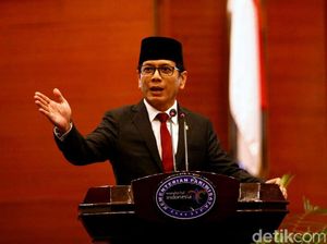 Penjelasan Tak Jelas soal Pembentukan Badan Parekraf