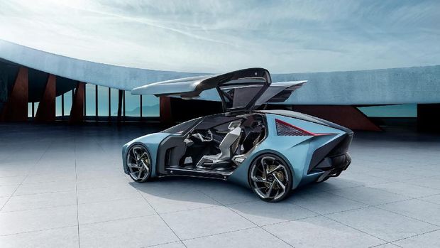 Lexus LF-30 punya sistem buka pintu ke atas atau disebut 'gullwing'.