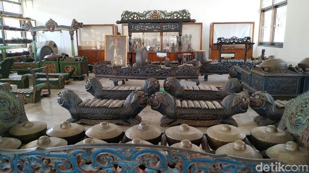 Ada juga aneka koleksi gamelan 