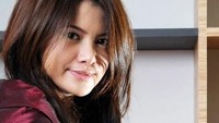 Wina pun turut memberikan ucapan selamat kepada mantan suaminya itu.
