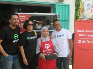 Lewat GoFood, Cari Kuliner Khas Saat Traveling Makin Praktis & Mudah