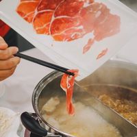 Hot Pot China Autentik Bisa Dicoba di 5 Tempat Ini