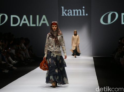 Brand Fashion Kami Tampilkan Busana Muslim Dengan Teknik Jahit Khas Korea