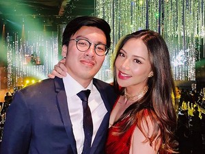 Kemesraan Bos Baru Gojek Kevin Aluwi dan Felicia Kawilarang