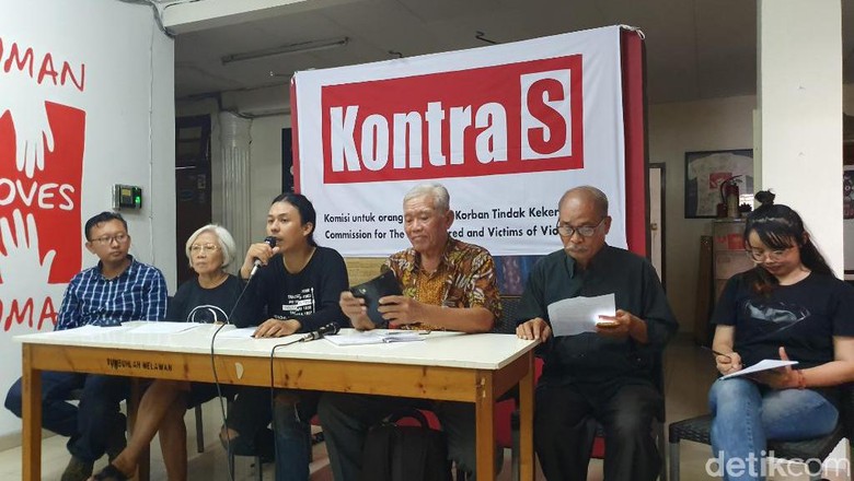 KontraS Kecam Pengangkatan Prabowo Jadi Menhan KontraS Kecam Pengangkatan Prabowo Jadi Menhan