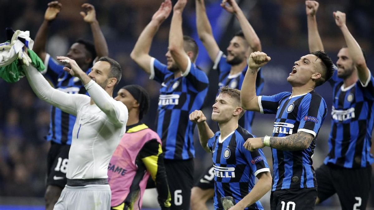 Selebrasi pemain Inter MIlan usai mengalahkan Borussia Dortmund di matchday ketiga Grup F Liga Champions. (Foto: Luca Bruno/AP Photo)