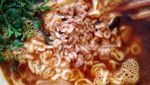 Tanggal Tua Biar Semangat Enaknya Sarapan Racikan Mie Korea Ini