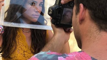 Pakai kaca kecil yang pecah. Foto: instagram.com/jordi.koalitic