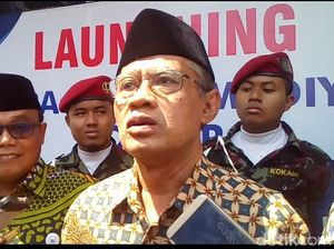 Pesan Haedar Nashir ke Nadiem: Pendidikan Bukan Sekedar Digital