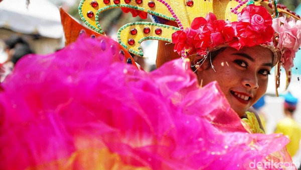 Melihat Keberagaman Indonesia di Pawai Kenduri Budaya