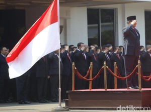 Tak Upacara Bersama Jokowi, Menhan Prabowo Peringati Hari Pahlawan di Yogya