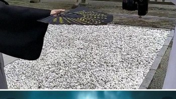 Bermodalkan kipas. Foto: instagram.com/jordi.koalitic