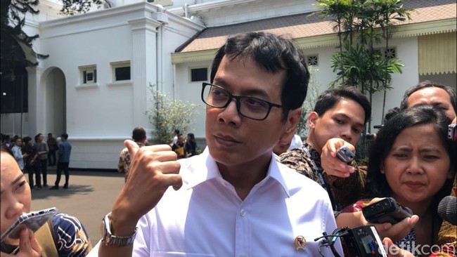 Jokowi Dinilai Manjakan Ojol, Wishnutama Respons Luhut