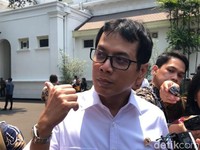 Jokowi Dinilai Manjakan Ojol, Wishnutama Respons Luhut