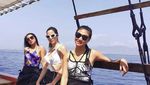 Potret Liburan Nia Ramadhani di Labuan Bajo