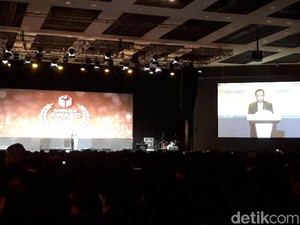 Menko Polhukam hingga Menpora Hadiri Bawaslu Award