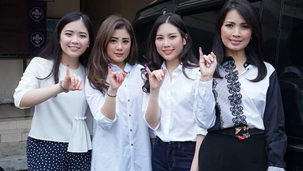 Angela Tanoesoedibjo dan 3 Adiknya, Cantik Semua