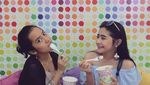 10 Pesona Artis Cantik dan Tampan Indonesia Saat Makan Es Krim
