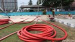 Intip Pemasangan Kabel Listrik Bawah Tanah di Natuna
