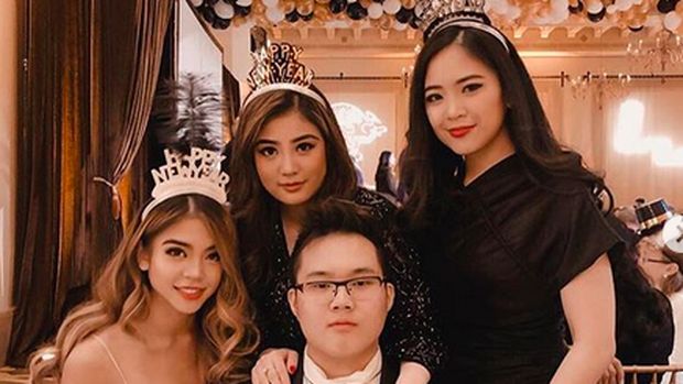 Angela Tanoesoedibjo dan 3 Adiknya, Cantik Semua