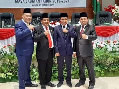 Momen Pelantikan Pimpinan DPRD Maluku