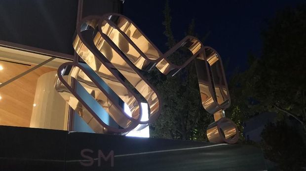Mencari Sepenggal Kedekatan dengan Idola di SM Entertaiment