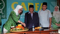 Peresmian dilakukan dengan pemotongan tumpeng.