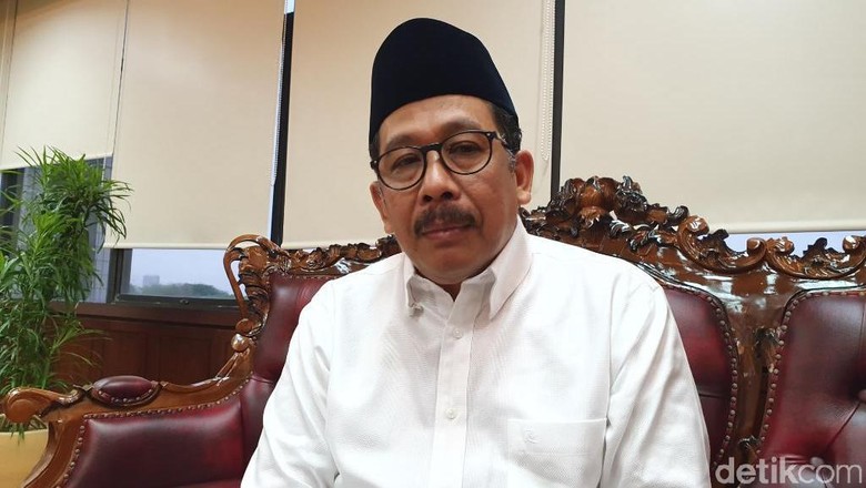 Wamenag: Reuni 212 Hukumnya Mubah, Bagi ASN Wajib Dahulukan Pekerjaan Wamenag: Reuni 212 Hukumnya Mubah, Bagi ASN Wajib Dahulukan Pekerjaan