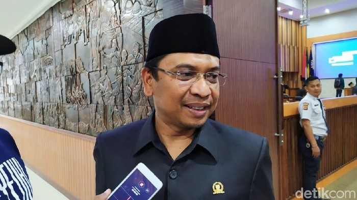 Ketua DPRD Kota Bandung Teddy Rusmawan.