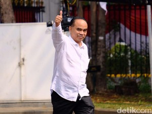 Jokowi Mau Umumkan Wamen, Ketum Projo-Jerry Sambuaga Merapat ke Istana