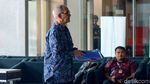 Senyum Sekjen Kemendag Saat Akan Diperiksa KPK