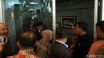 Potret Perdana Wakil Menteri Angela Tanoe di Kantornya