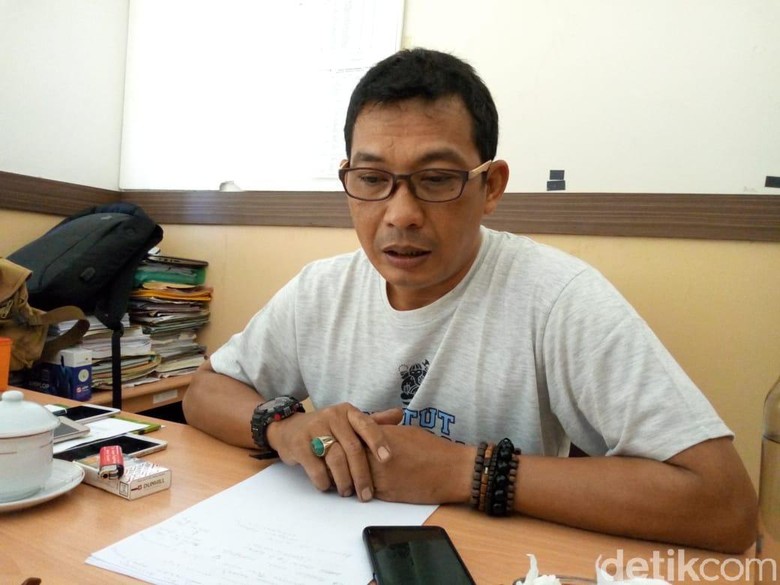 Kebakaran Lereng Wilis Merembet ke Hutan Pinus di Ponorogo Kebakaran Lereng Wilis Merembet ke Hutan Pinus di Ponorogo