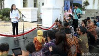 Di sana ia mengakatan Jokowi meminta dirinya fokus membantu pengembangan 10 destinasi wisata unggulan baru.