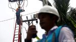 Melihat Aktivitas Petugas PLN di Pulau Terdepan RI