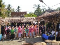Mengenal Tradisi Nyuguh di Kampung Adat Kuta Ciamis