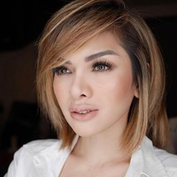 Nikita Mirzani mengakui bahwa hidung dan bagian wajah lainnya hasil vermak. Inilah penampilan wajah Nikita Mirzani yang operasi plastik yang diakuinya menghabiskan biaya Rp 1,1 miliar.  Foto: dok. Instagram @nikitamirzanimawardi_17