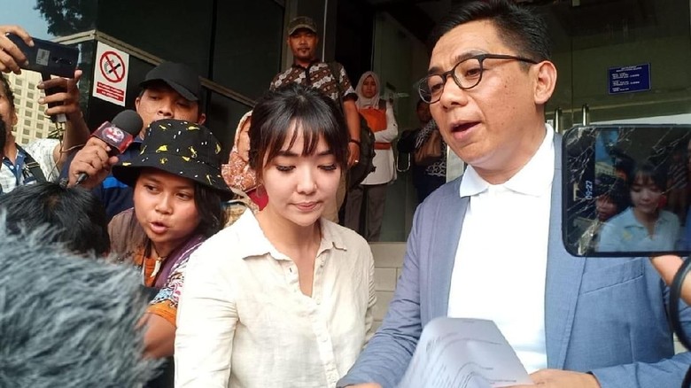Gisel Polisikan Akun Medsos yang Tuduh Dirinya Pemeran di Video Syur Gisel Polisikan Akun Medsos yang Tuduh Dirinya Pemeran di Video Syur