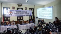 Pesawat tersebut diketahui telah mengalami kerusakan saat penerbangan Tianjin China ke Manado Indonesia, 26 Oktober 2018. Pada penerbangan ini, pesawat mengalami kerusakan indikator kecepatan dan ketinggian, untuk pertama kalinya.