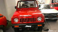 Tidak hanya Jimny generasi yang dipamerkan. Jimny generasi kedua yakni yang diproduksi tahun 1979 juga dipamerkan. Foto: Mochammad Zhacky