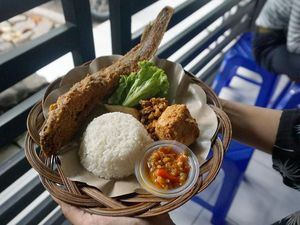 Ayam KQ5: Makan Murah Paket Hemat Ayam dan Lele Serba Rp 25 Ribu