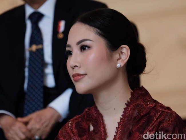 Putri Ketum Perindo Hary Tanoesoedibjo, Angela Tanoesoedibjo, menjadi anggota Kabinet Indonesia Maju termuda setelah dipilih Presiden Jokowi menjadi Wakil Menteri Pariwisata dan Ekonomi Kreatif mendampingi Wishnutama. Foto: Andhika Prasetia/detikcom