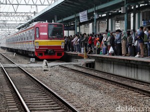 KRL Duri-Tangerang dan KA Bandara Kembali Beroperasi
