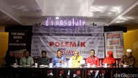Para Tokoh yang hadiri di acara tersebut diantaranya adalah (Kiri-kanan) Hendarsam Marantoko Ketua DPP Gerindra, Rosaline Rumasuew Tokoh Papua, Freddy Alex Damanik Ketua Bidang Organisasi DPP Projo, Fahmi salim Wakil Ketua Majelis Tabliq PP Muhammadiyah, Adi Prayitno Direktur Eksekutif Parameter Politik, Bona Simanjuntak Wasekjen DPP Hanura.